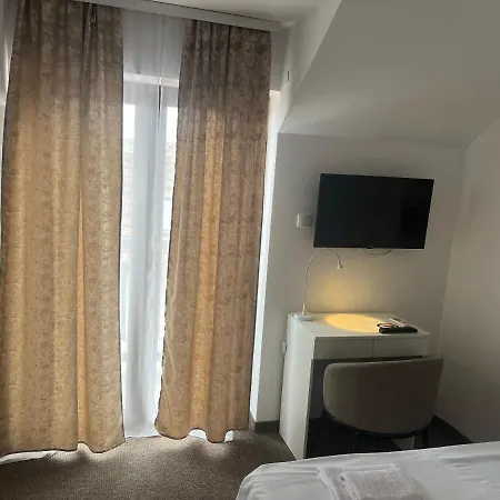 Astonia Penzion Subotica